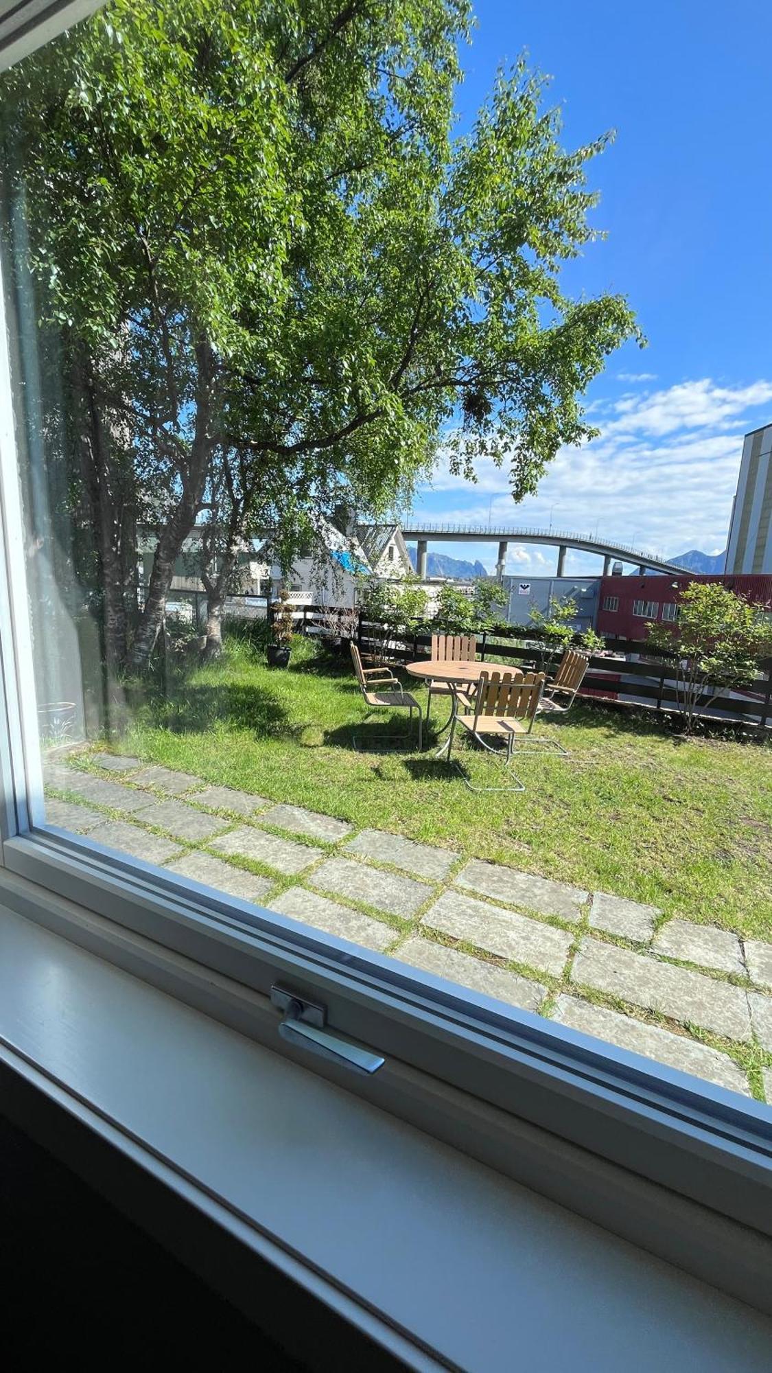 Stroken Liten Leilighet I Svolvaer. ภายนอก รูปภาพ